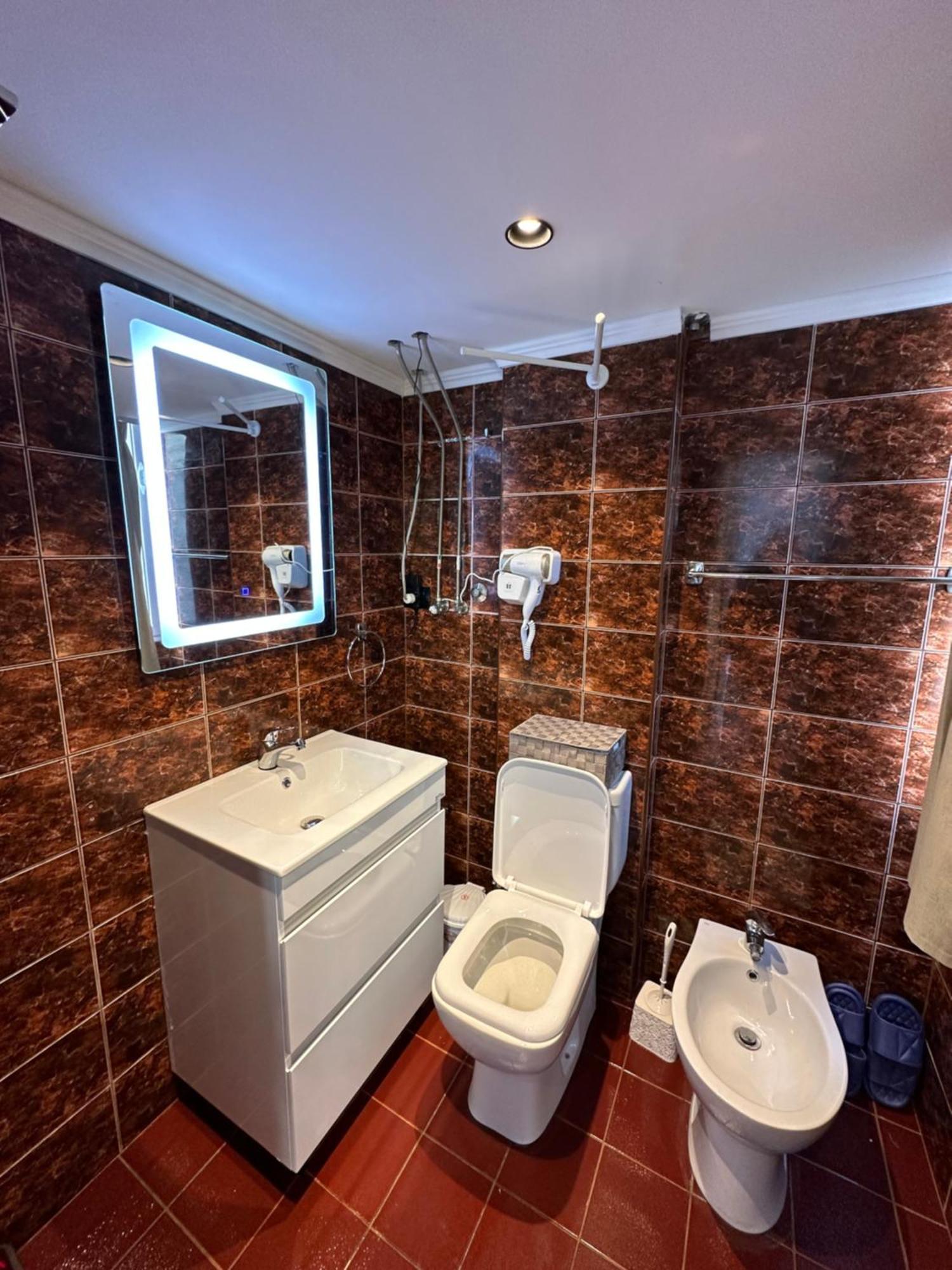 Heart Of Tirana Apartment Ngoại thất bức ảnh